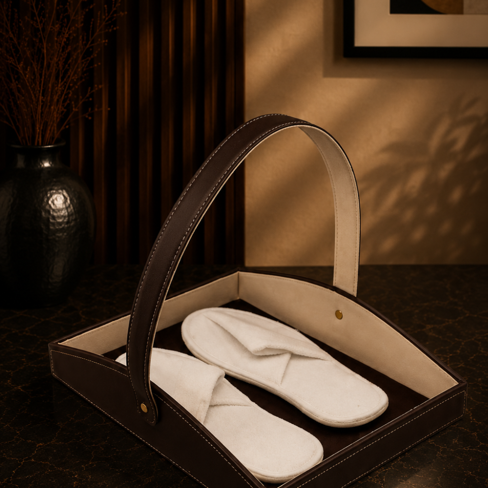 SHOE TRAY